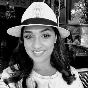 Meet your Posher, Saida